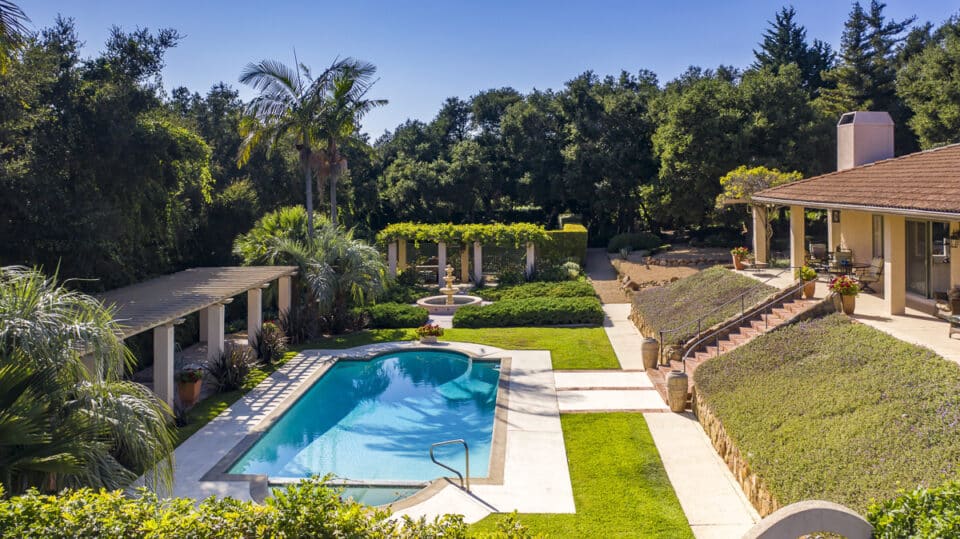 829 Hot Springs Road