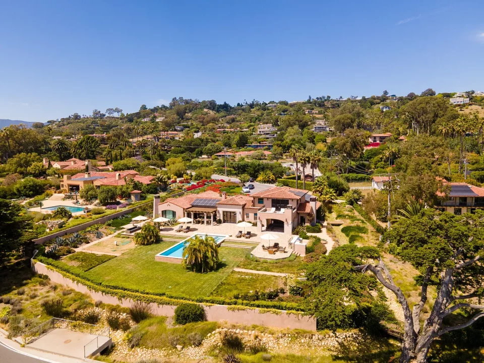 3435 Marina Drive
